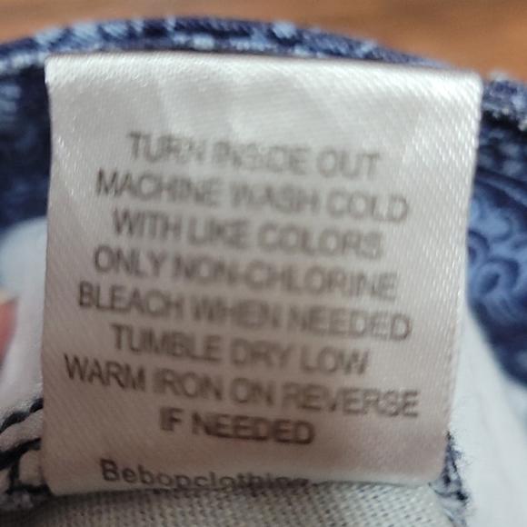 BeBop blue pattern shorts - EUC - Picture 7 of 7